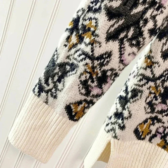 Ann Taylor LOFT Size S  Painterly Floral Sweater New! - Picture 6 of 7